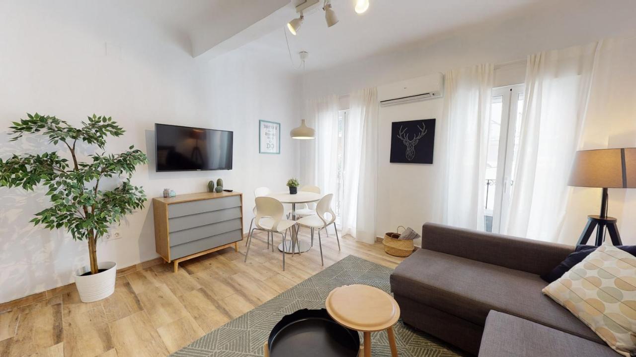 Friendly Center Апартаменты *